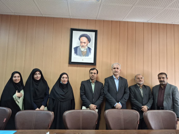 تقدیر و تشکر از استاد مشاور دانشجویان شاهد و ایثارگر دانشکده حقوق و علوم سیاسی